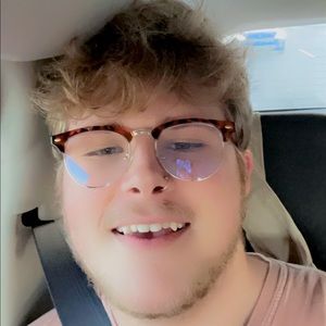 Meet your Posher, Caleb